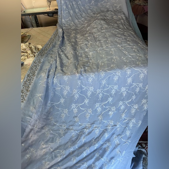 Saree - Picture 2 of 16